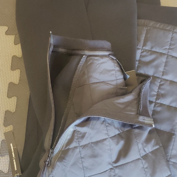 NWT NIKE SPORTWEAR PULLOVER  CREW BV3697-010 - Picture 11 of 11